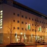 Budget hotel located in the center of Dortmund with free parking and free wi-fi available in public areas. All of the rooms include a bathroom with hairdryer. Centenary dogshow 2010 in Dortmund, Germany, located only 2,9 km from venue. Accommodation for 2 costs 74 € EUR.