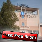 This 3 Star Hotel is located 4 miles from Roissy Charles de Gaulle Airport and close to the Villepinte Exhibition Park. The Hotel Median Roissy CDG Airport offers comfortable soundproofed rooms with every modern convenience including satellite TV and Wi-Fi access and private bathroom. The charming garden adds welcome freshness and the hotel staff will ensure that your stay is a pleasant one. Transfer to dog-show grounds takes around 10-15 minutes. 5,7 km Euro Dog Show 2010, only 72 € EUR.